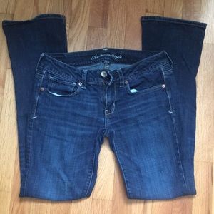 Skinny “kick” jeans